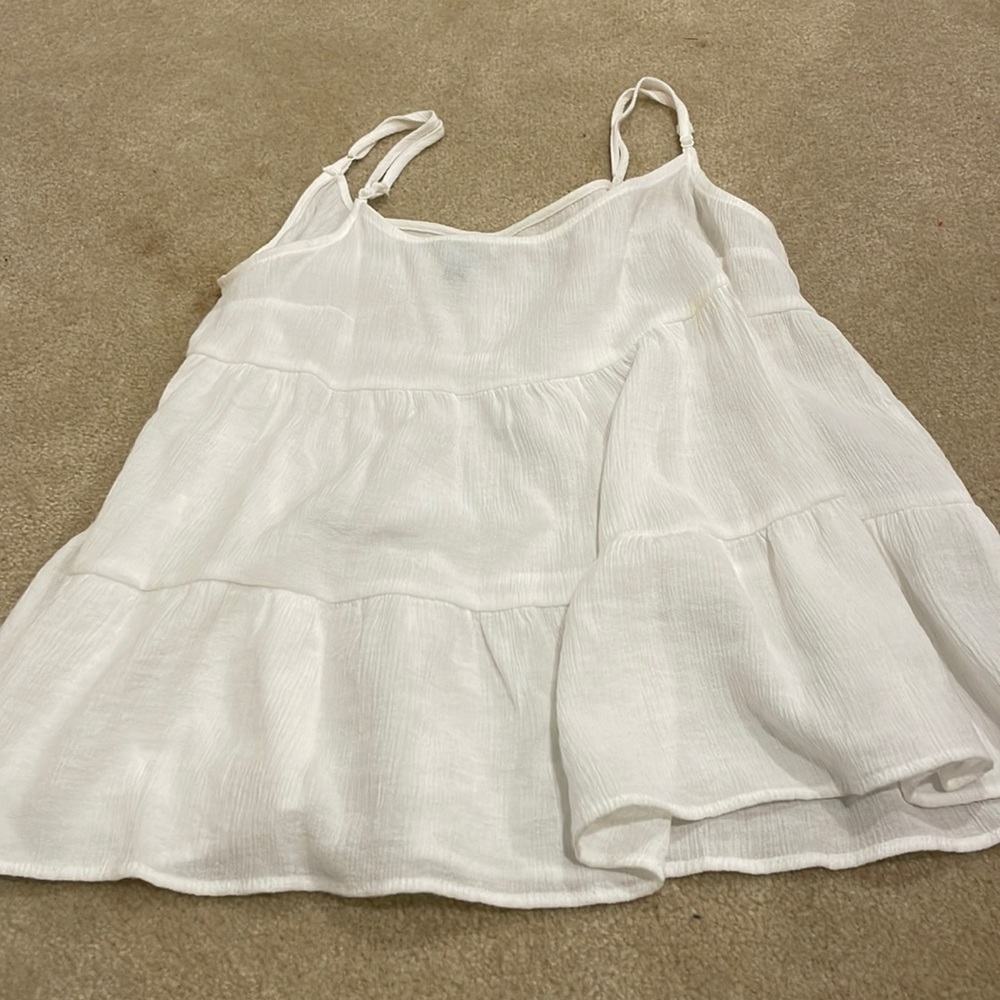 h&m white flowy tank top